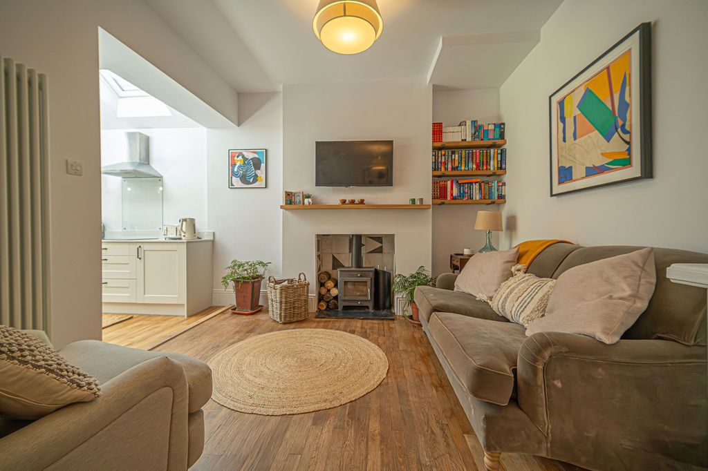 Additional image 9 of 4 bed semi-detached house for saleLodge Road, Caerleon NP18