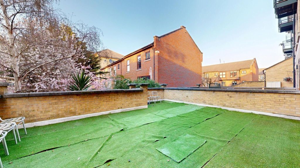 Property photo 2 of 5