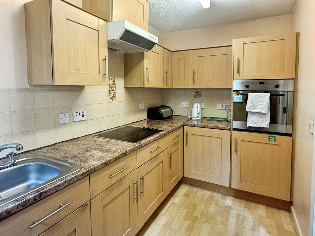 Property photo 2 of 9 Picture No. 06