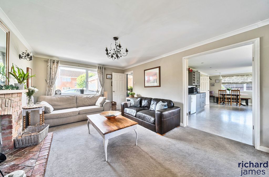 Property photo 3 of 21 1Ed8ba5840024866Bcb3E57Fb38F0F9E