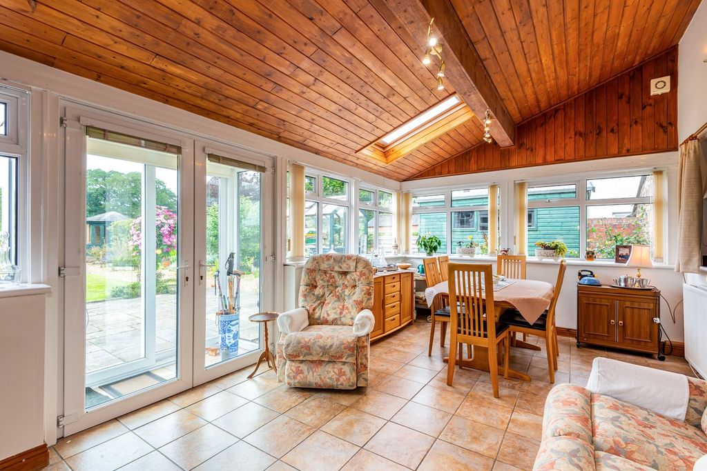 Property photo 3 of 32 Sun Room