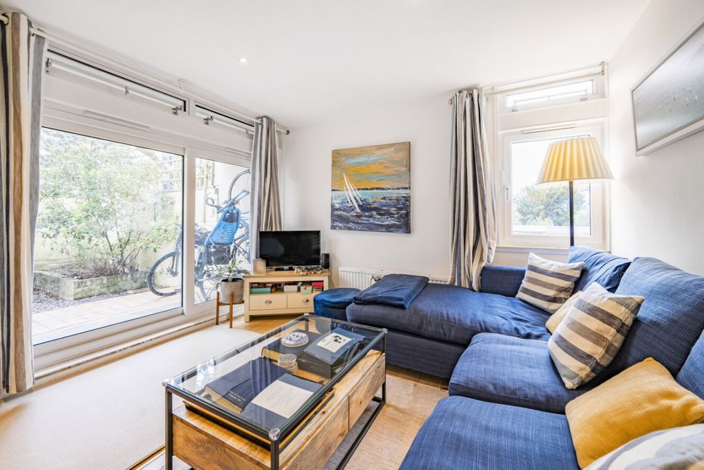 Property photo 1 of 18 1102785 (2)