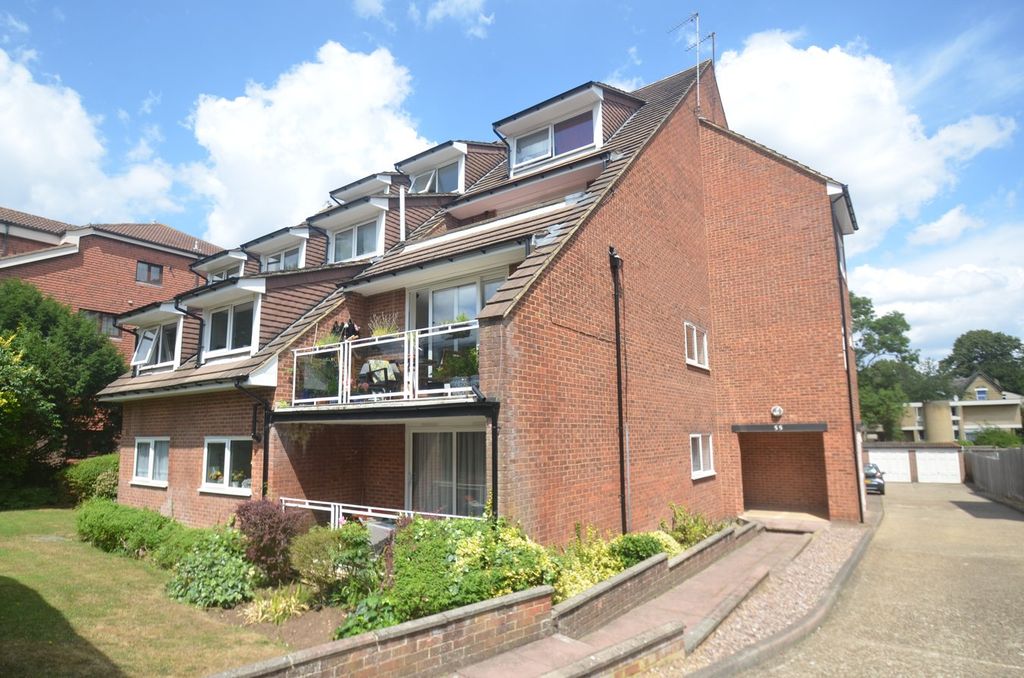 Property photo 1 of 12