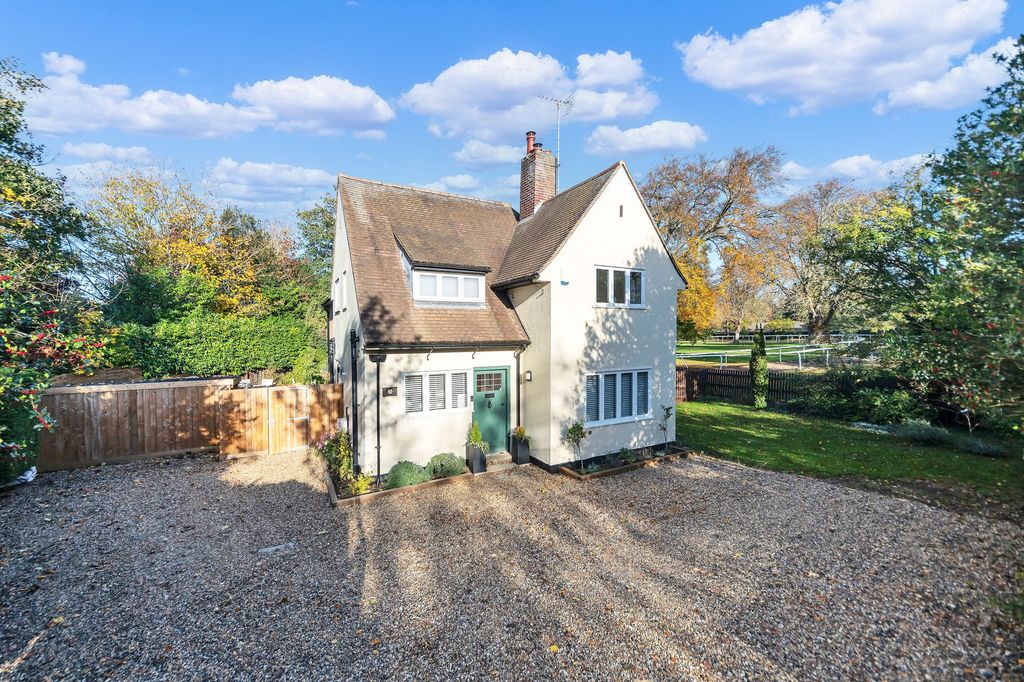 Property photo 1 of 34