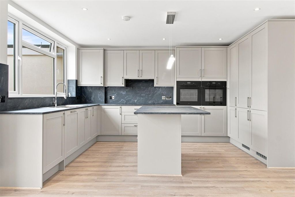 Property photo 3 of 25 Dji_1859.Jpg