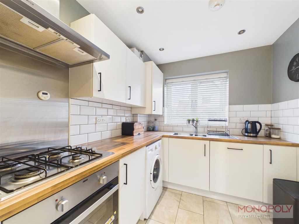 Property photo 2 of 26 Cam03815G0-Pr0403-Still008.Jpg