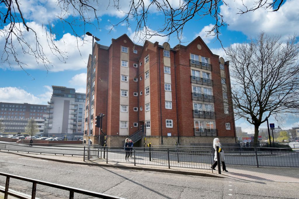 Property photo 1 of 8 Img_6146