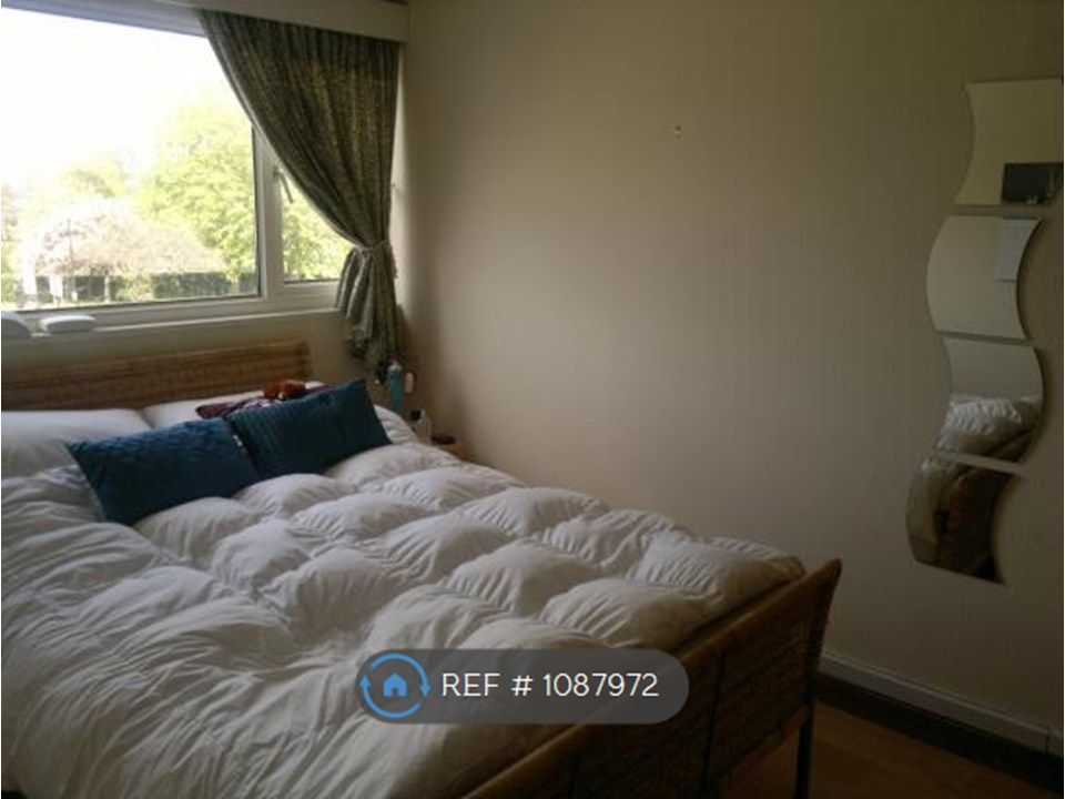 Property photo 1 of 6 Bedroom 1