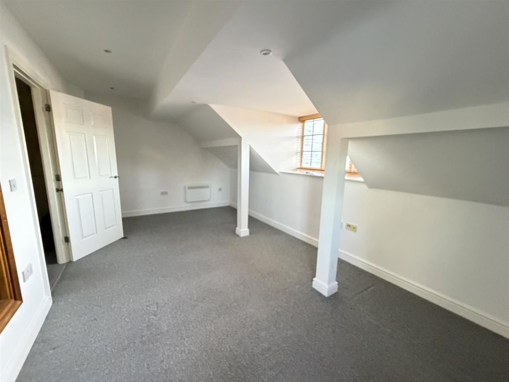 Property photo 2 of 11 Img_1234.Jpeg