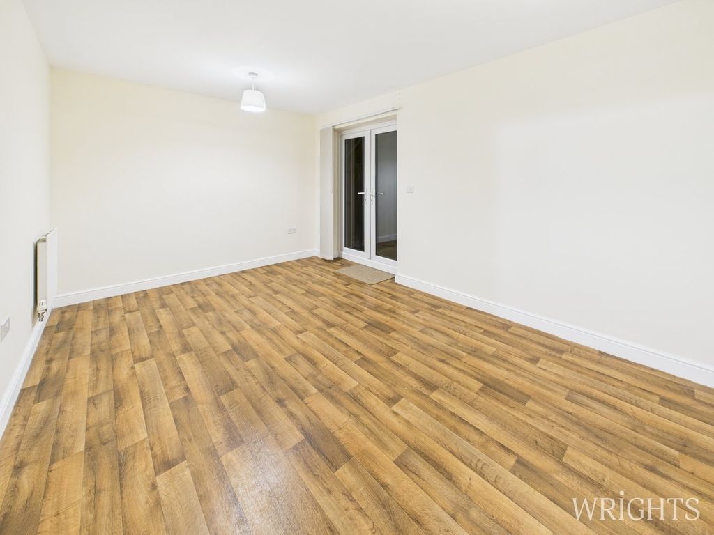 Property photo 2 of 25 Lounge