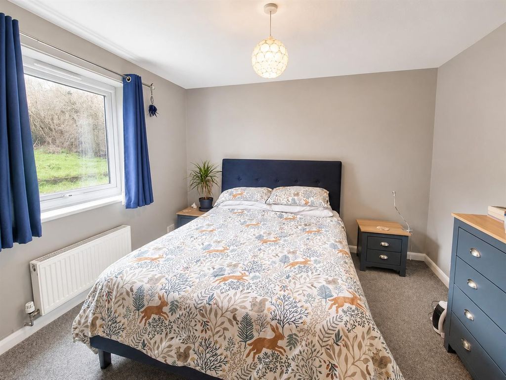 1 bed flat for saleOakfields, Coleford. GL16 photo 5