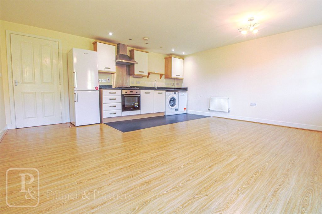 Property photo 2 of 10 Picture No. 03