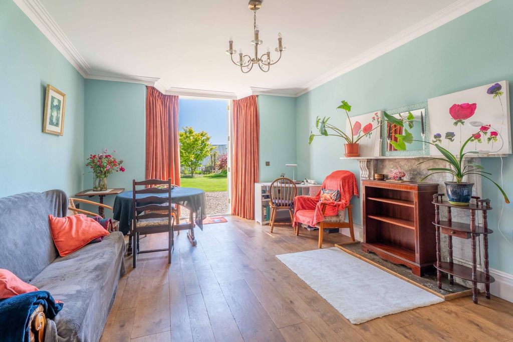 Additional image 60 of 8 bed link detached house for sale61 St. James Street, Narberth SA67