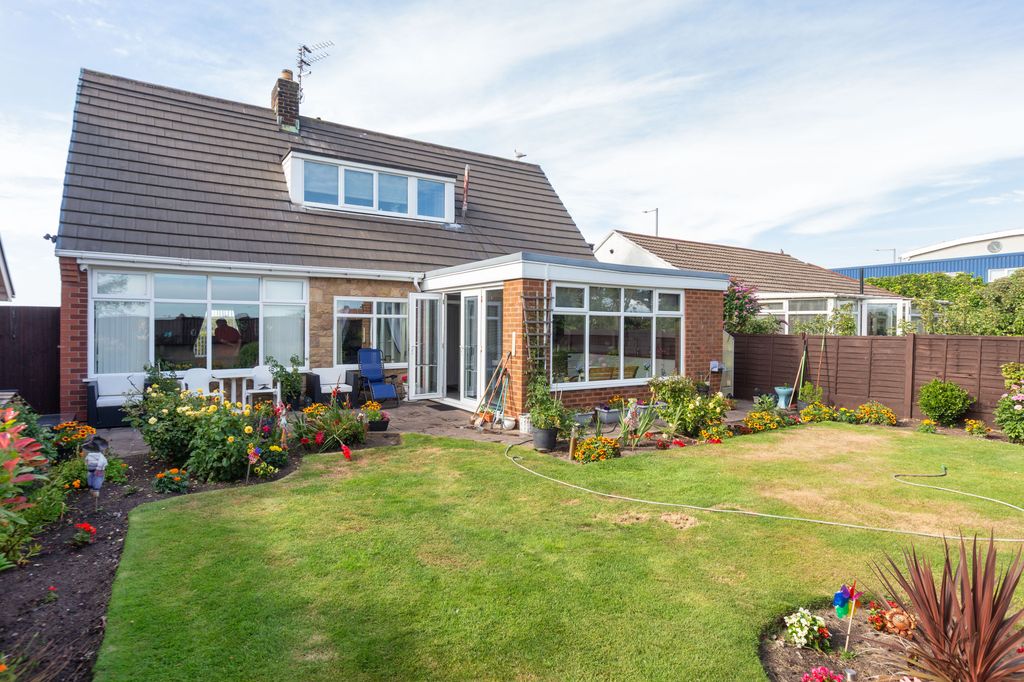 Additional image 24 of 2 bed bungalow for salePrinces Way, Fleetwood FY7