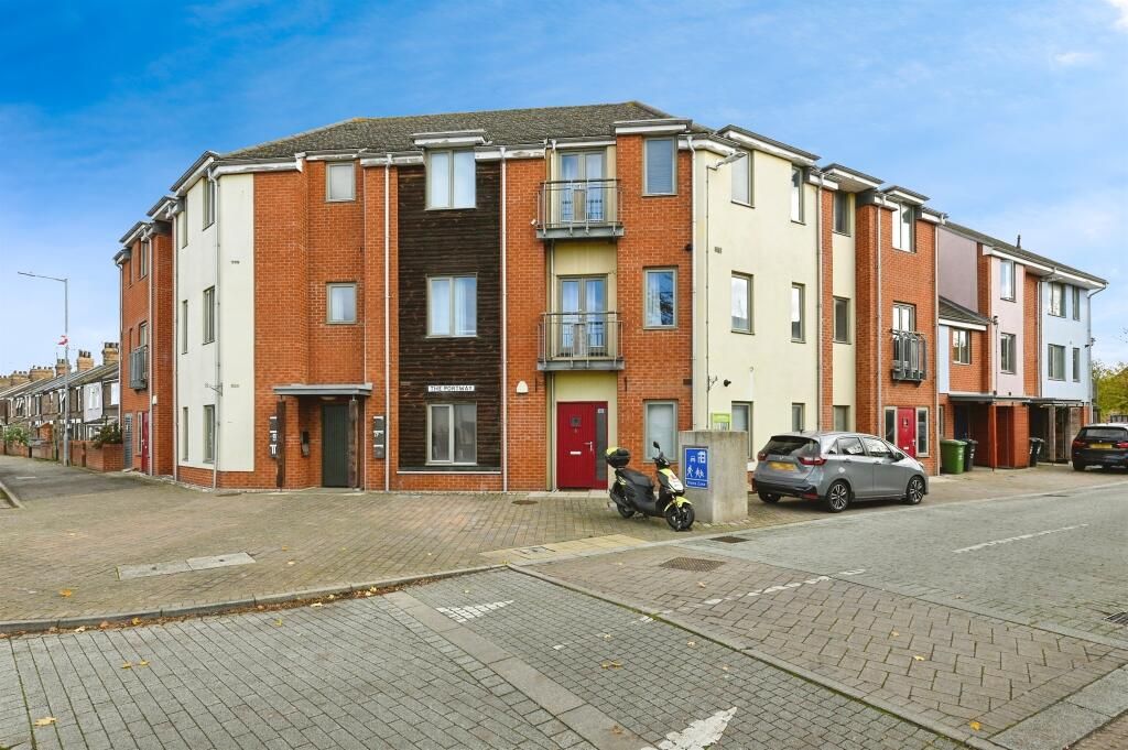 Property photo 1 of 14