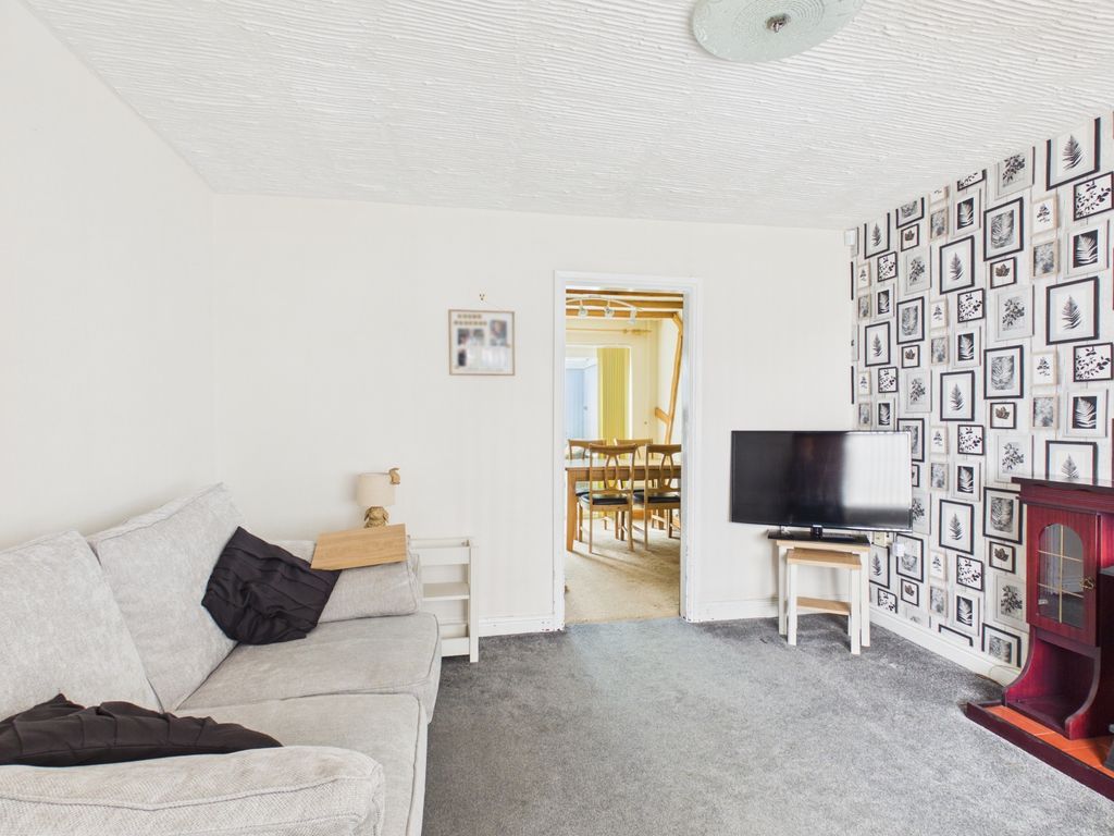 Property photo 2 of 27 Cam03729G0-Pr0293-Still001