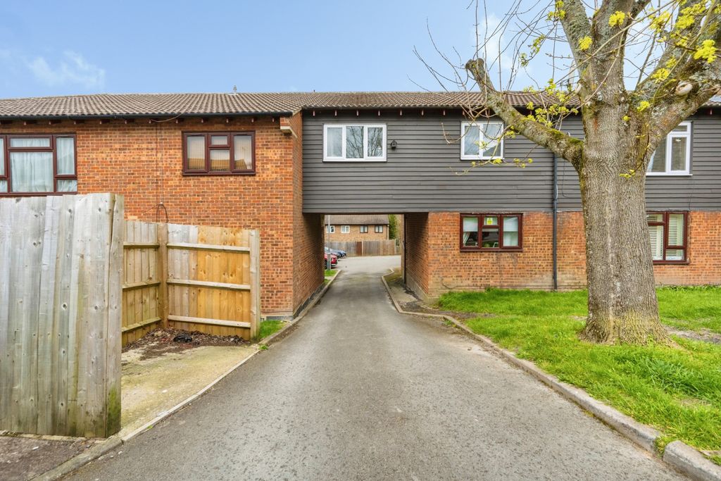 Additional image 16 of 2 bed flat for saleSpoondell, Dunstable LU6