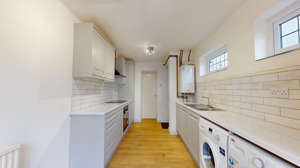 Property photo 3 of 16 Kitchen - Angle 1