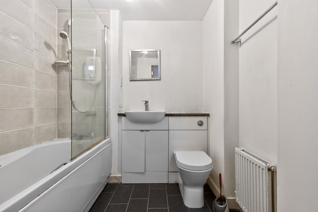 Additional image 18 of 2 bed flat for saleChandlers Court, Stirling FK8