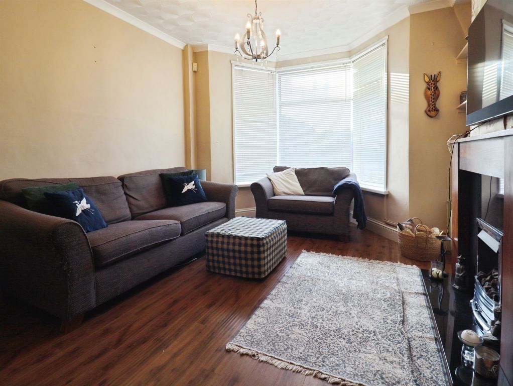 Property photo 2 of 20