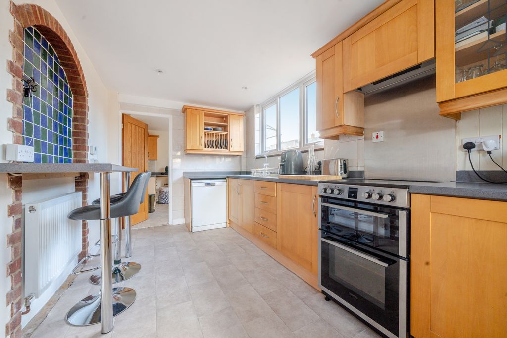 Property photo 2 of 20 1348983-6-68B95A42c9Fee