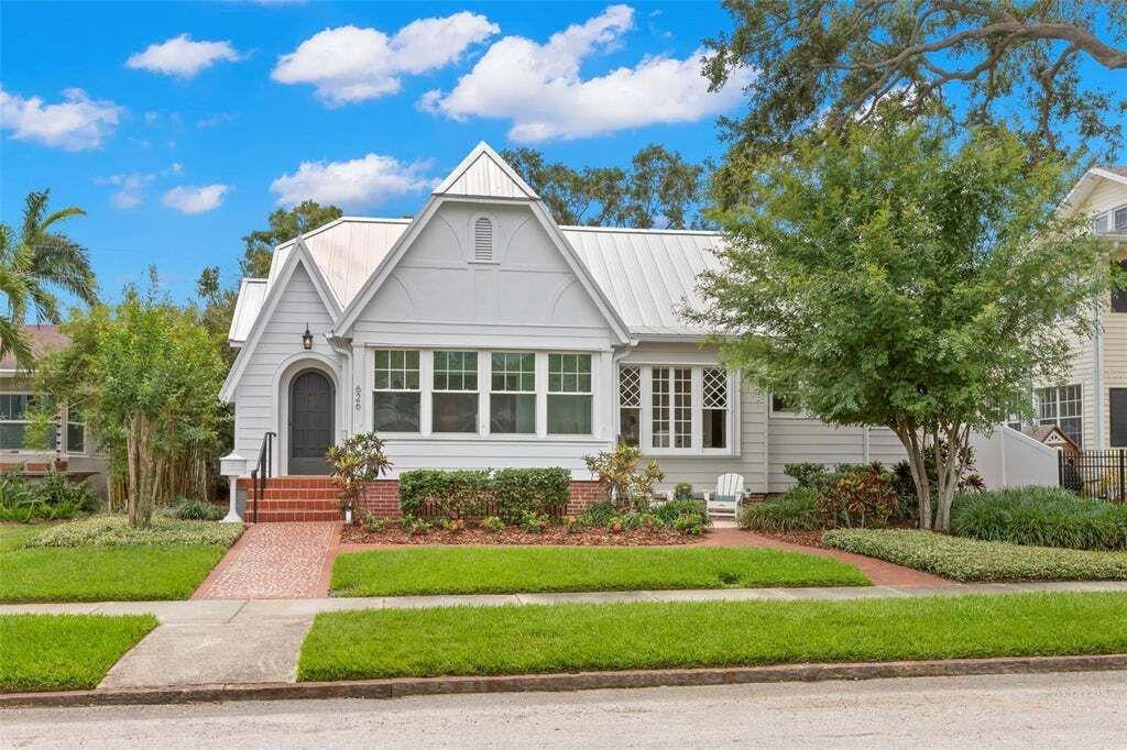 Property photo 1 of 20