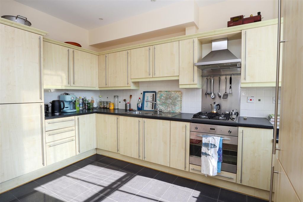 Property photo 3 of 9 Open Plan Kitchen