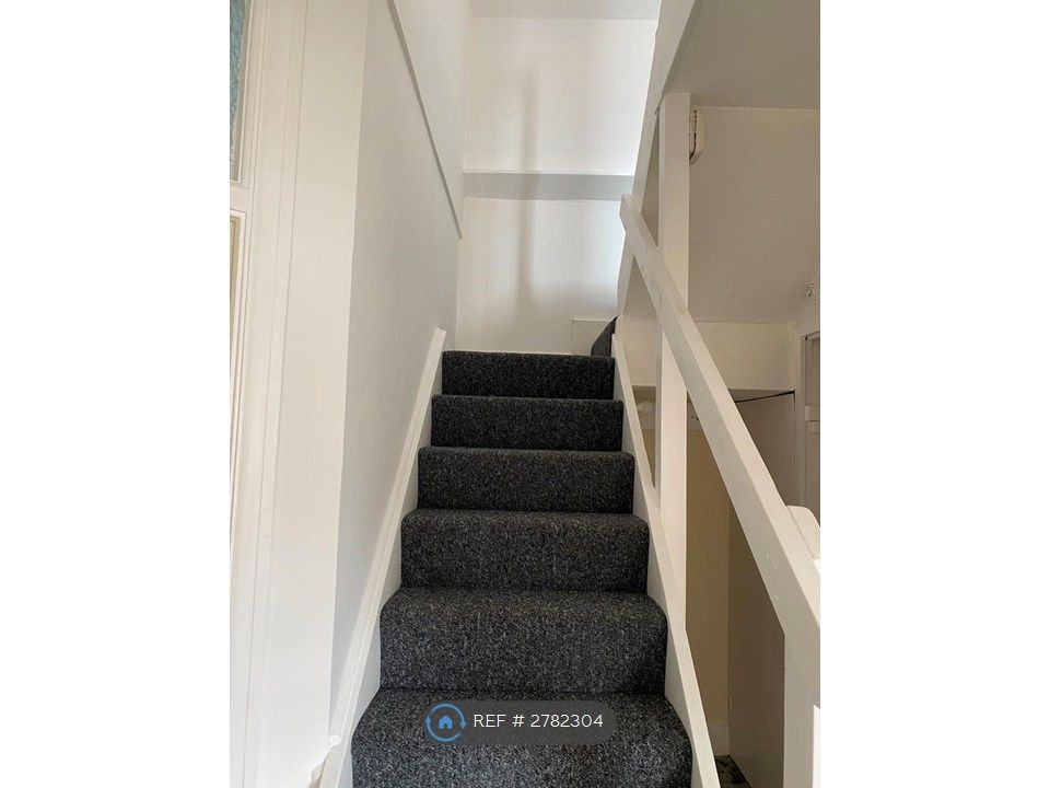 Property photo 3 of 14 Stair Way