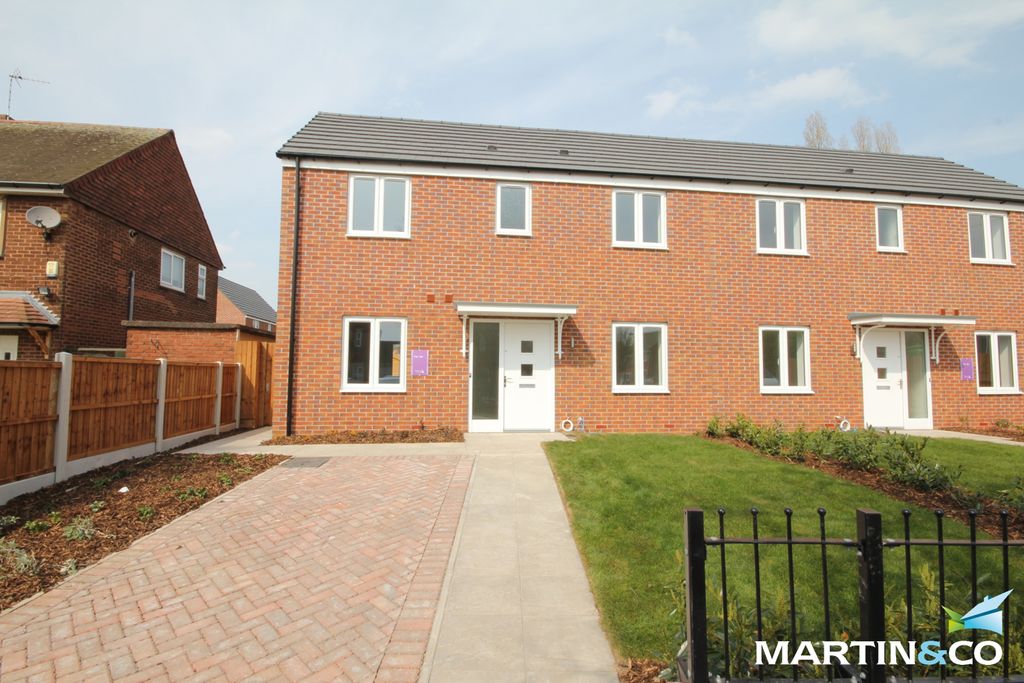 Property photo 1 of 9