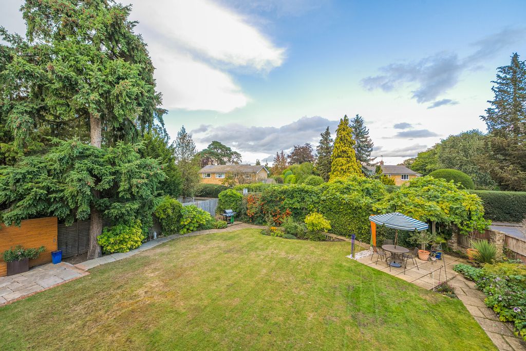 Property photo 3 of 26 1350649-11-68c2Ff...