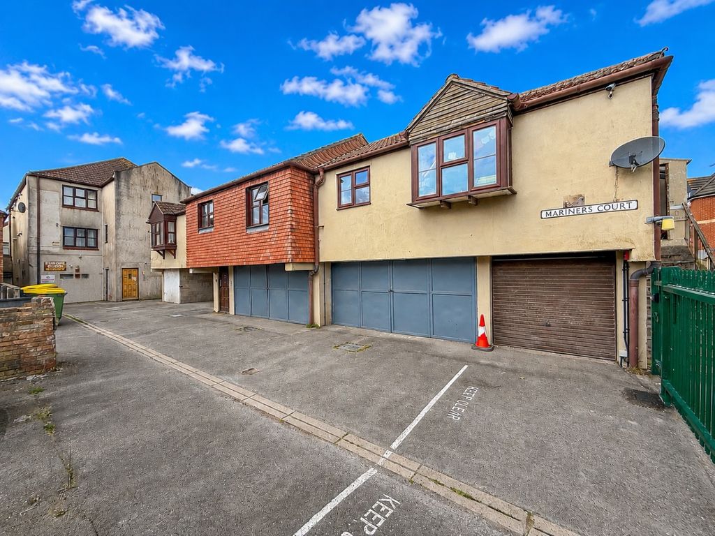 Property photo 1 of 9 5017912