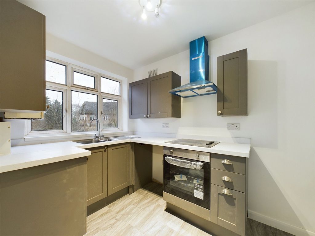 Property photo 2 of 14 Picture No. 04