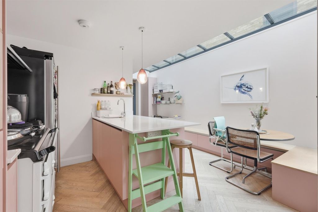 Property photo 3 of 38 13