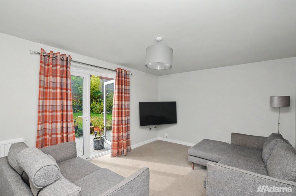 Property photo 3 of 26