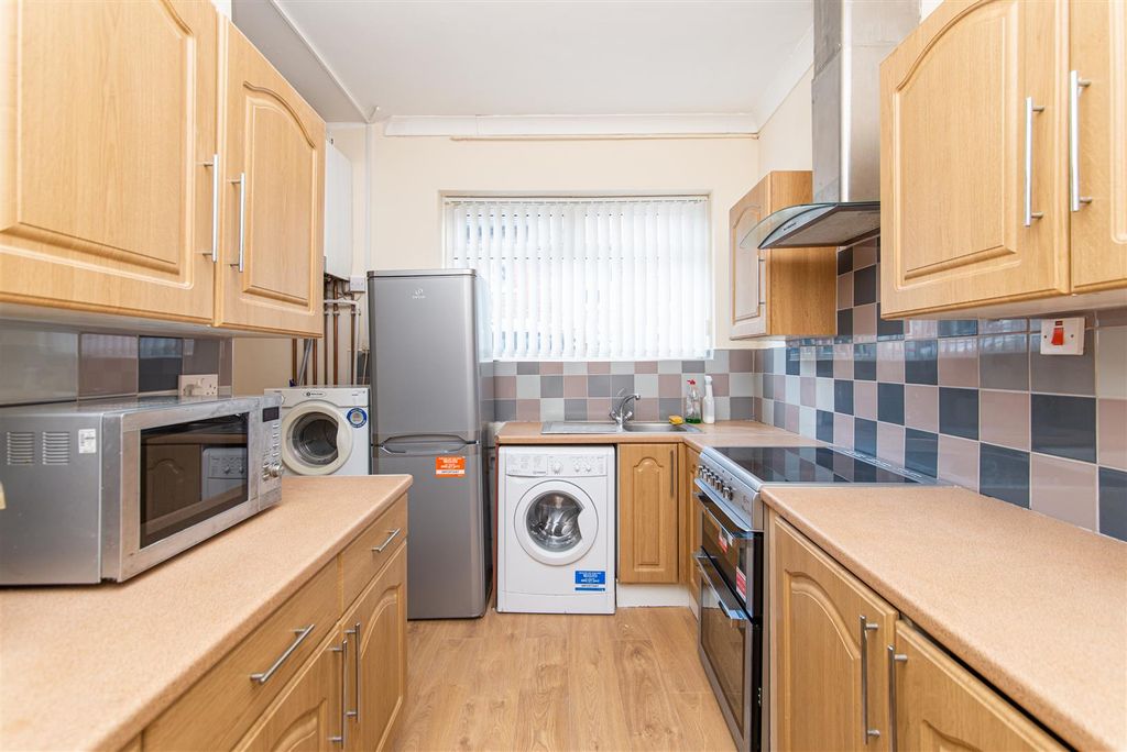 Property photo 1 of 9 W-5251.Jpg