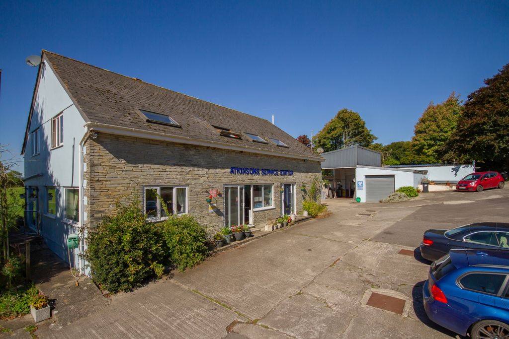 Property photo 1 of 19 Tps Lostwithiel-01