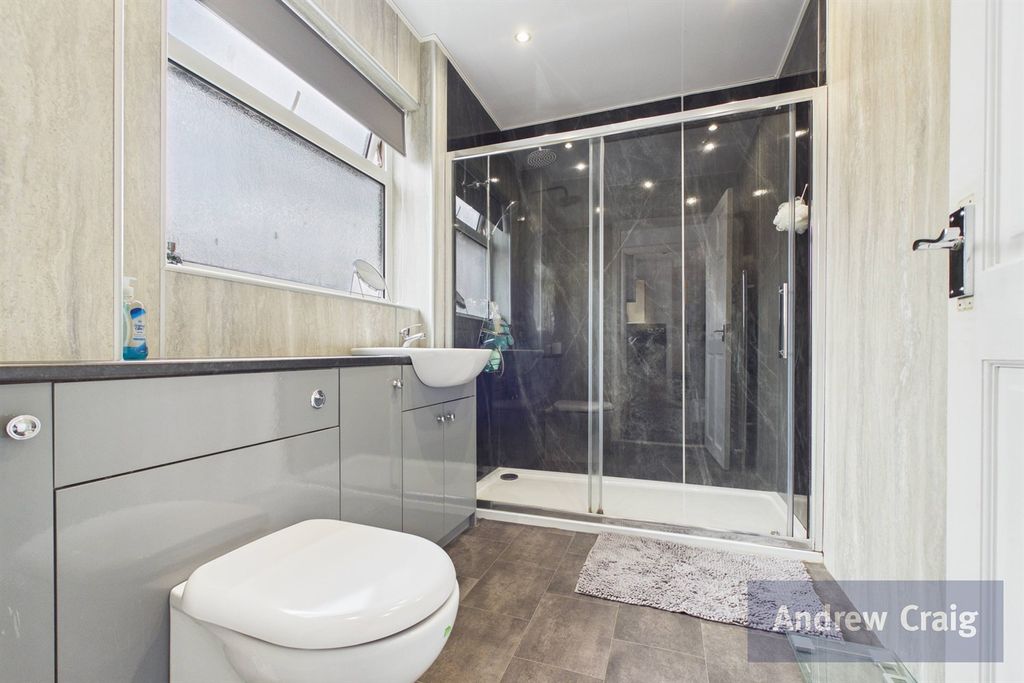 Property photo 3 of 12 Shower Room