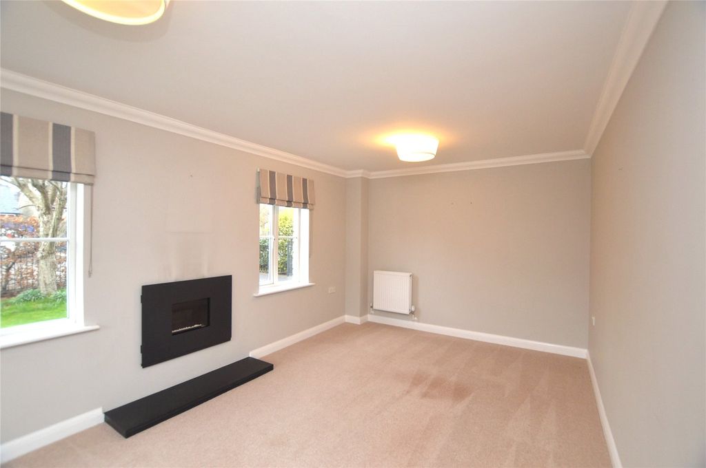 Property photo 2 of 20 Picture No. 10