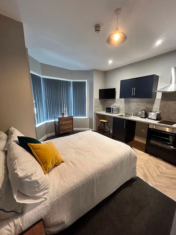 Property photo 1 of 3