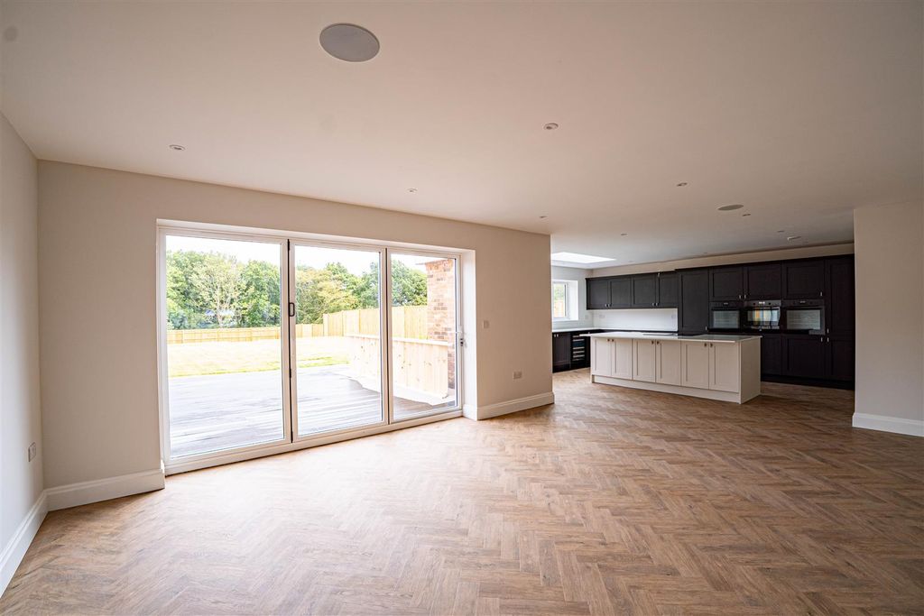 Property photo 3 of 45 Dsc08850-Hdr.Jpg