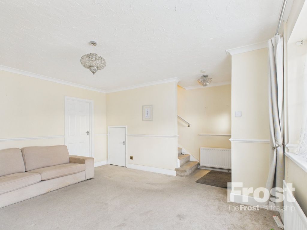 Property photo 3 of 7 Living Room