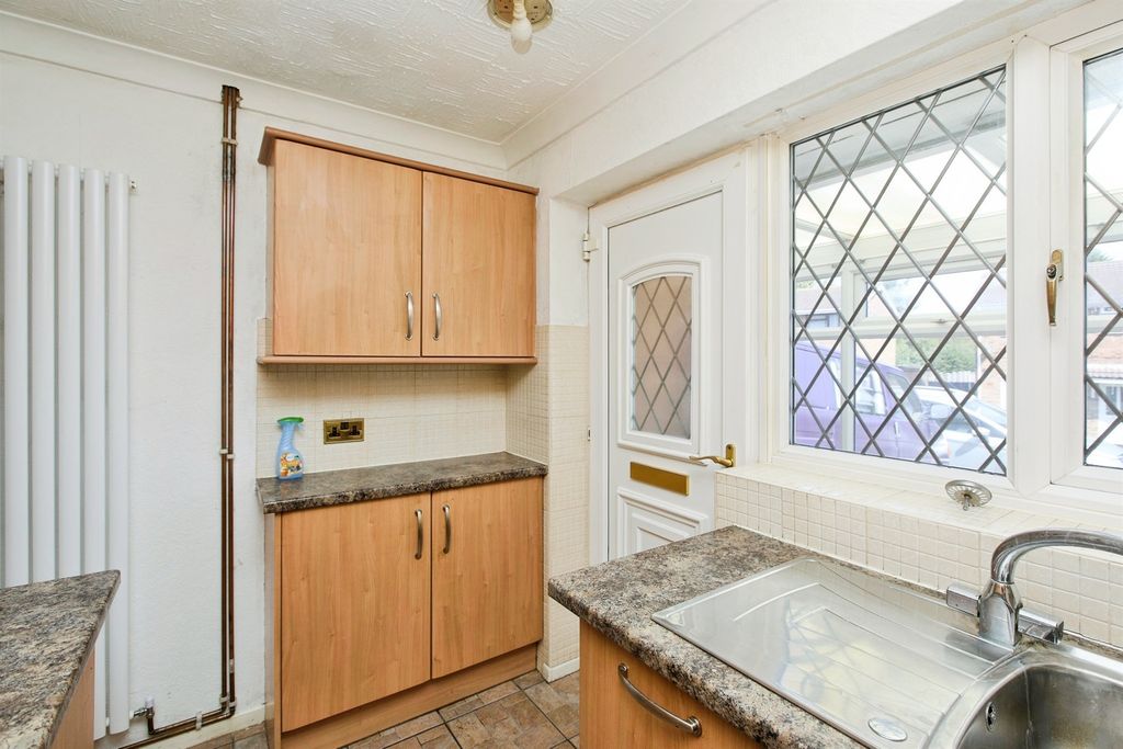 Property photo 3 of 15