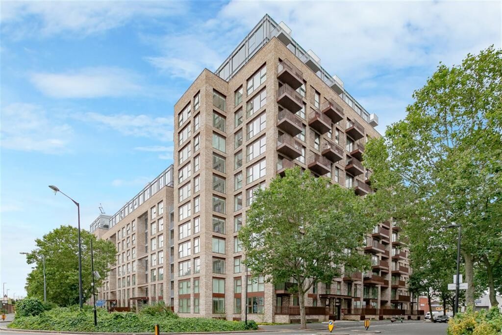 Property photo 1 of 14 (Main)