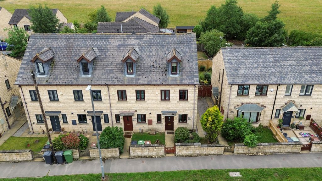 Property photo 1 of 16 Peonycroft2