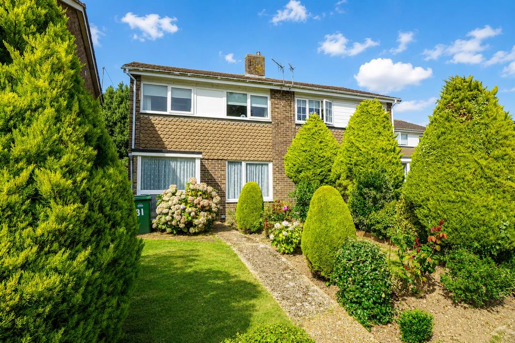 Property photo 1 of 18 26215E03-866E-4112-A624-22d9Dd15825E.Png
