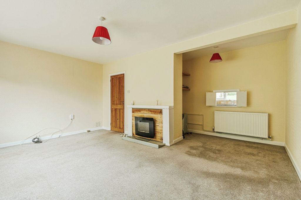 Property photo 2 of 16 Photo