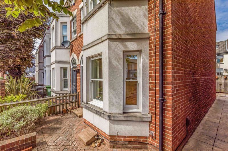 Property photo 1 of 27