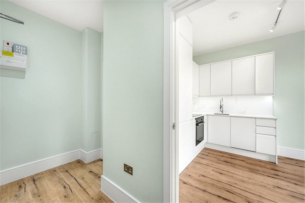 Property photo 2 of 12 Picture No. 02