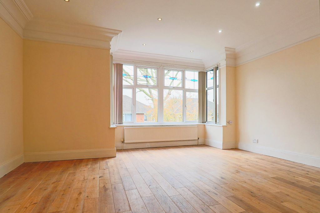Property photo 2 of 14 2