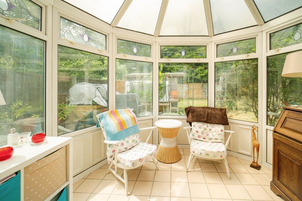 Property photo 3 of 23